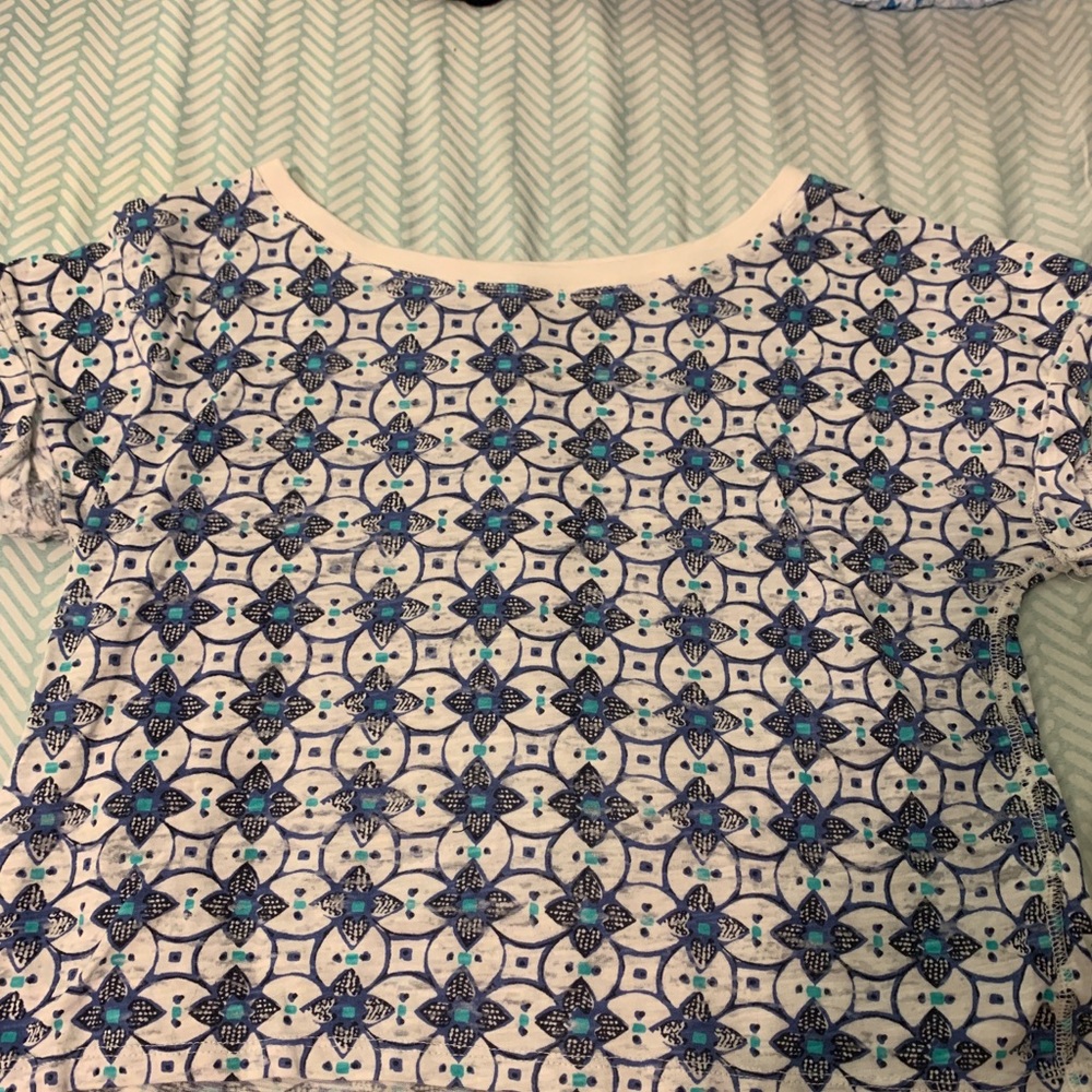 Blue and White Aeropostale Crop Top